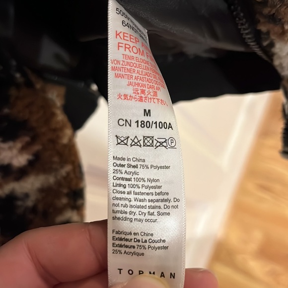 Mens Topman Medium sized vest in excellent condition. - Picture 4 of 4